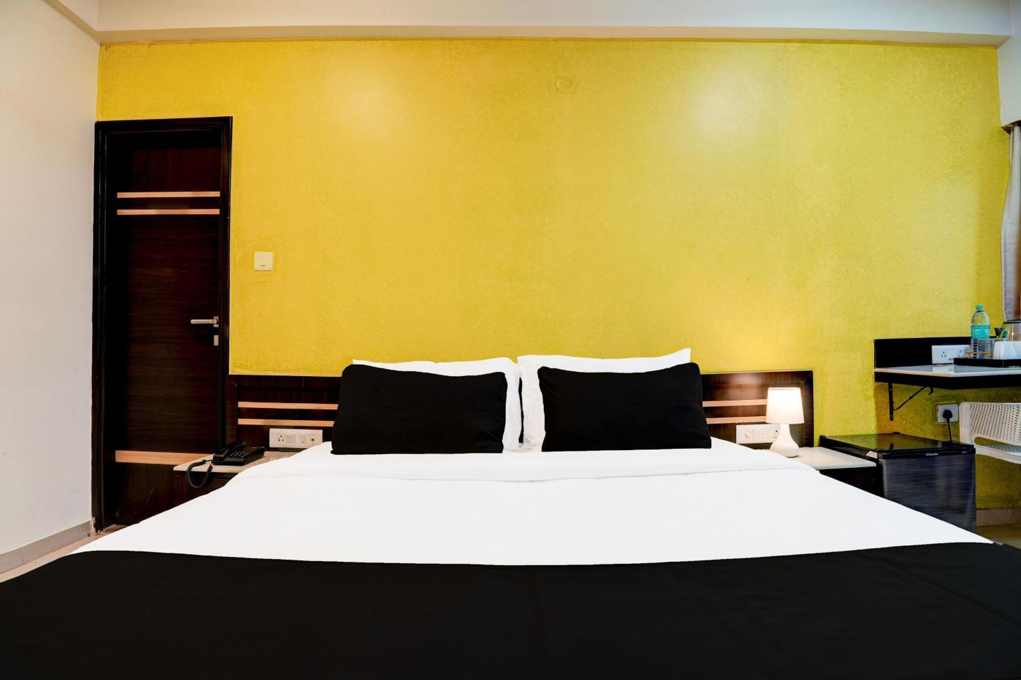 Hotel O Apple Tree Bangalore Exterior photo