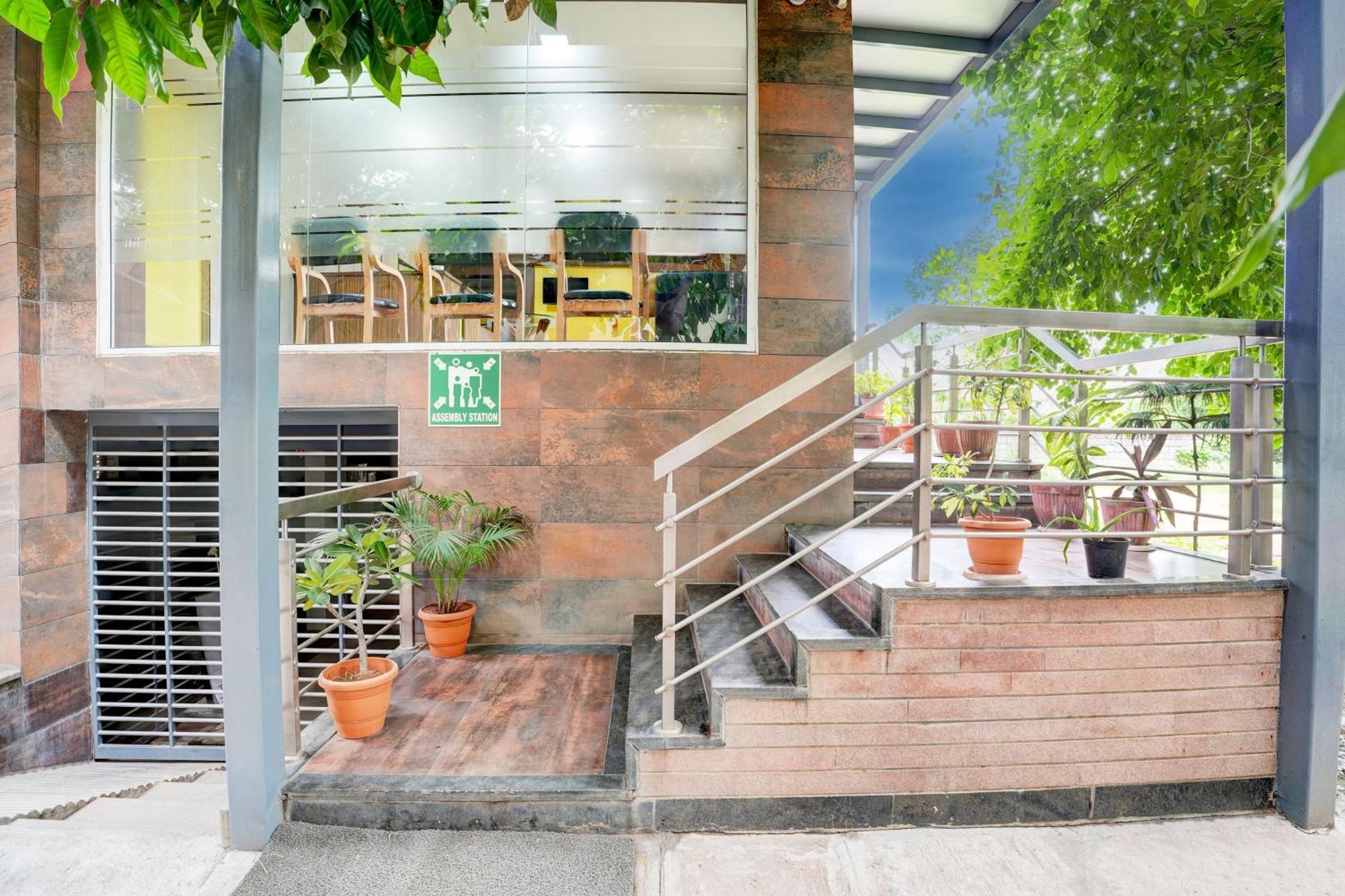 Hotel O Apple Tree Bangalore Exterior photo
